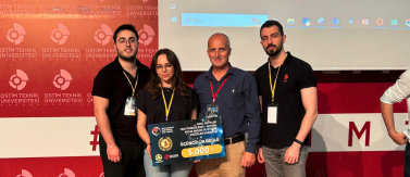 TBD Türkiye Bilişim Derneği Ankara Şubesi (TBD) koordinatörlüğünde, OSTİM Teknik Üniversitesi'nde düzenlenen “3. Genç Beyinler Yeni Fikirler” (GBYF 2024) Bitirme Projeleri Yarışması’nda Dr. Öğr. Üyesi Emin KUĞU hocamızın danışmanlığını yaptığı; Elif Nehir Ulu, Fatma Nazlı Günay, Giray Berk Kuşhan ve Kaan Erkuş’un Katlanır Sandalye Kiralama Sistemi, “SiestaSiesta”, projesi  sosyal sorunluluk kategorisinde üçüncülük ödülü aldı!